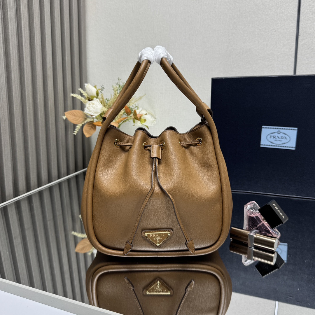 Pra*a Darling Drawstring Bucket Bag 22x21x10.5cm
