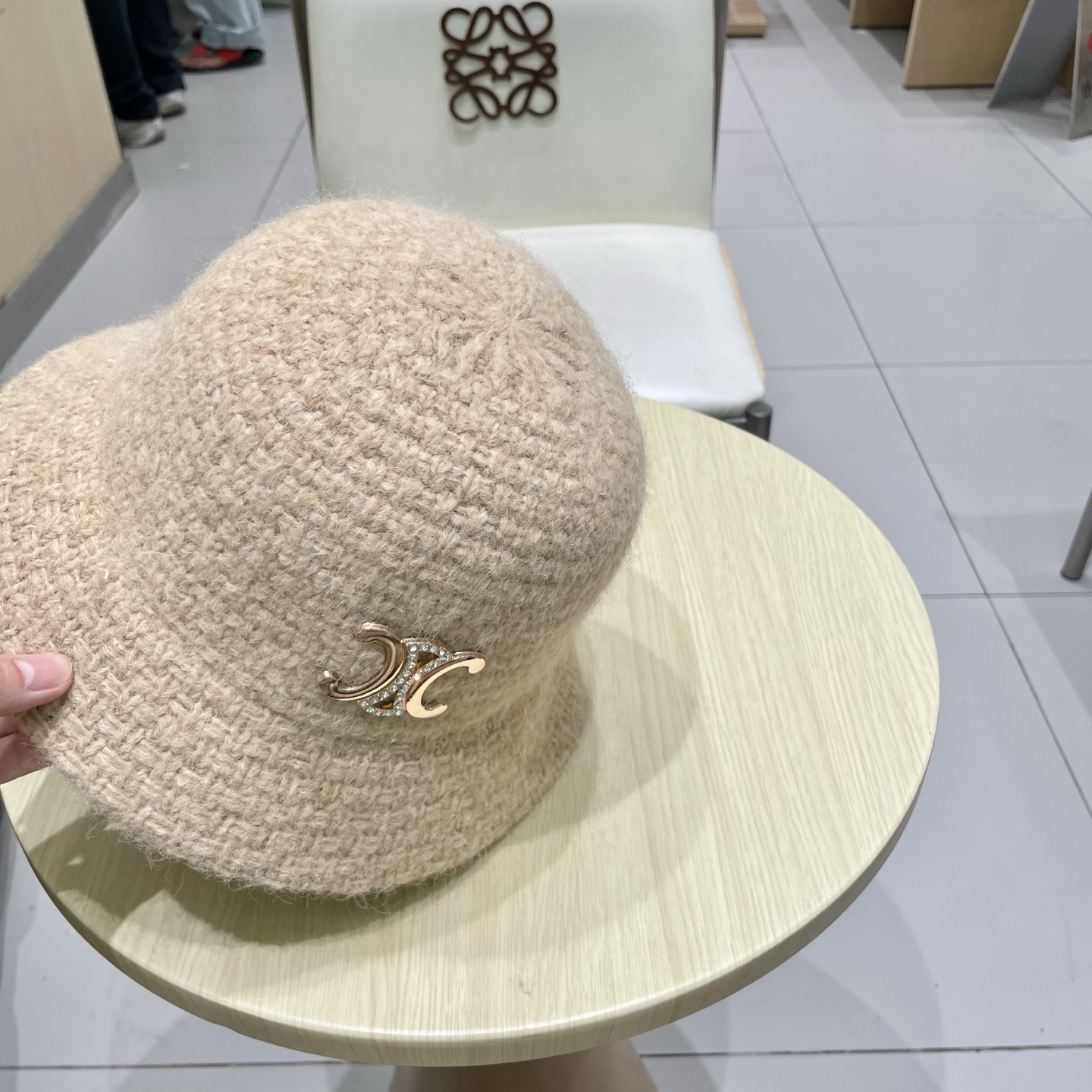 Ce1i*e knit bucket hat