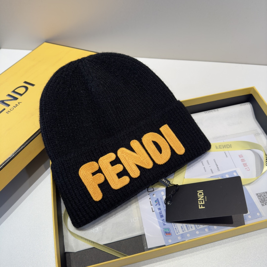 F**di beanie