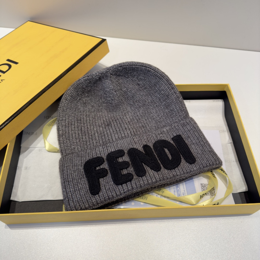 F**di beanie
