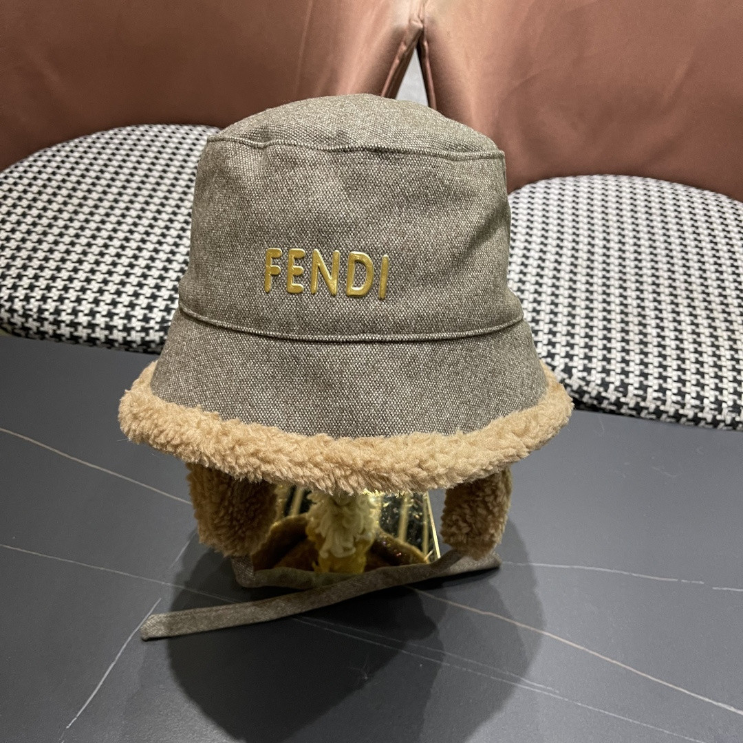 F**di bucket hat