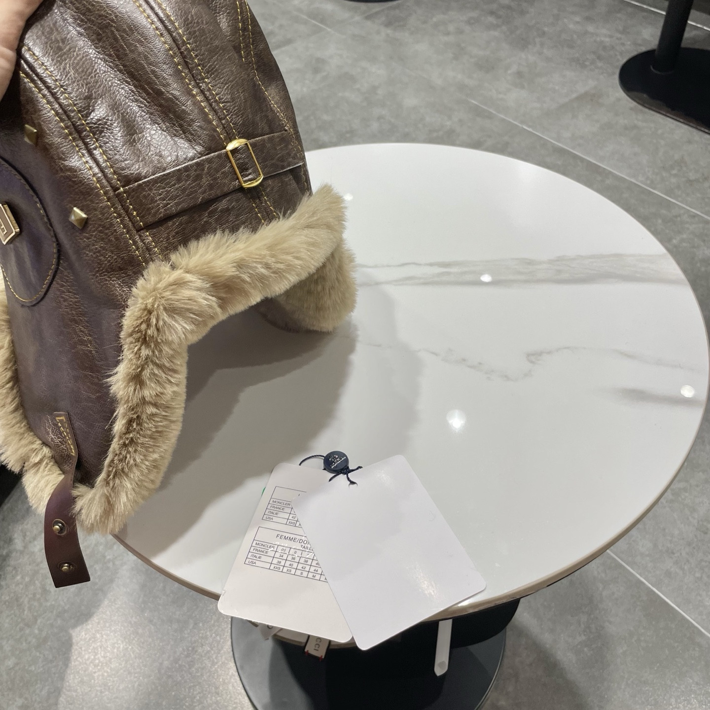 F**di trapper hat