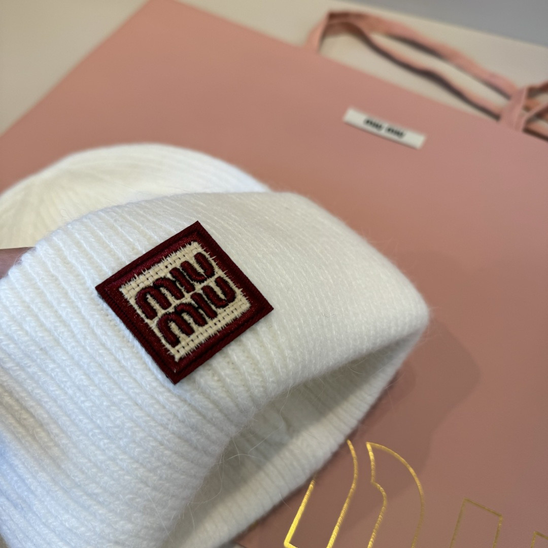 M1v M1v beanie