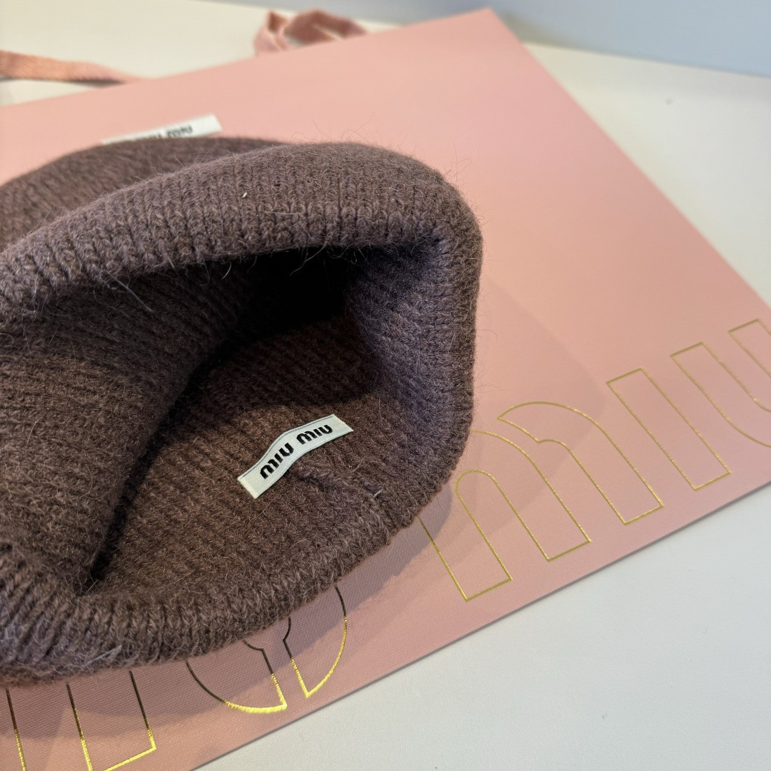 M1v M1v beanie