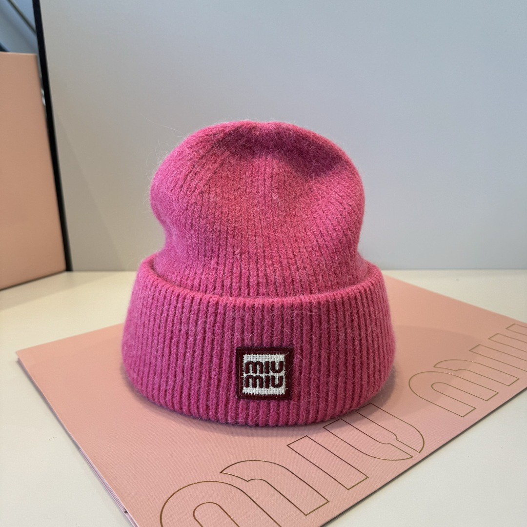 M1v M1v beanie