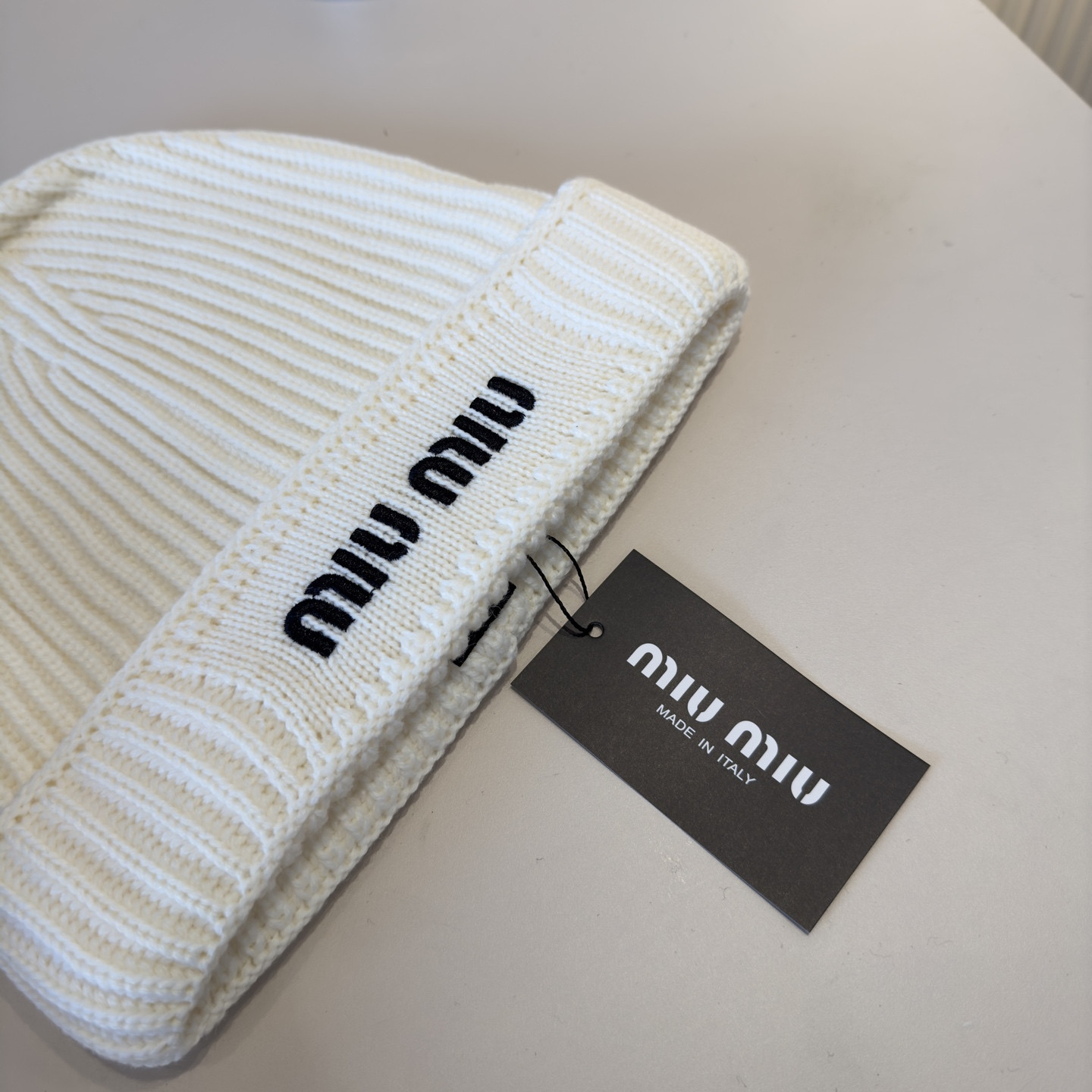 M1v M1v beanie