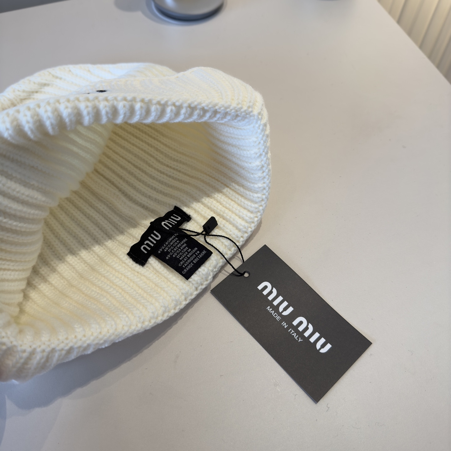 M1v M1v beanie