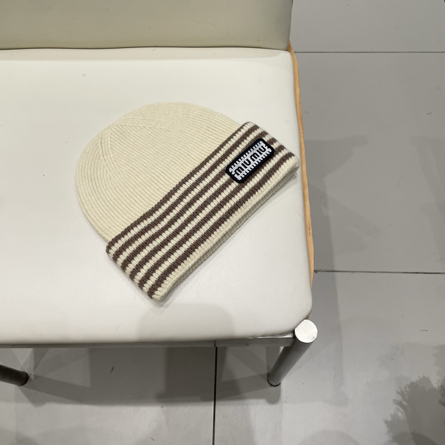 M1v M1v beanie