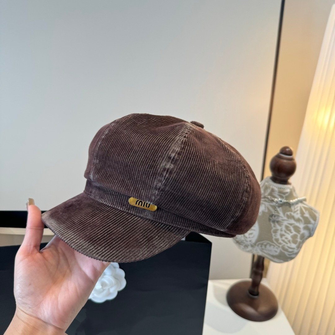 M1v M1v newsboy cap 57cm head circumference