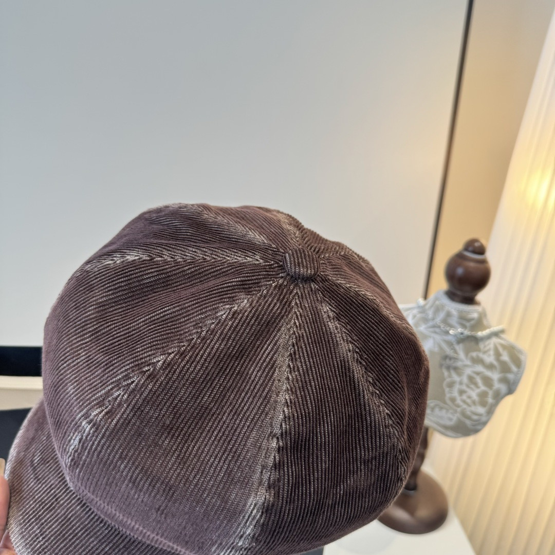 M1v M1v newsboy cap 57cm head circumference
