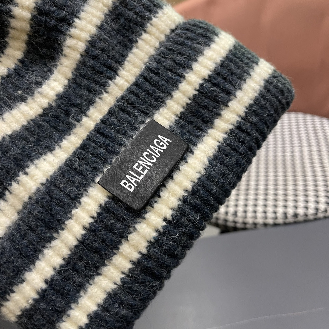 Ba1en*iaga beanie