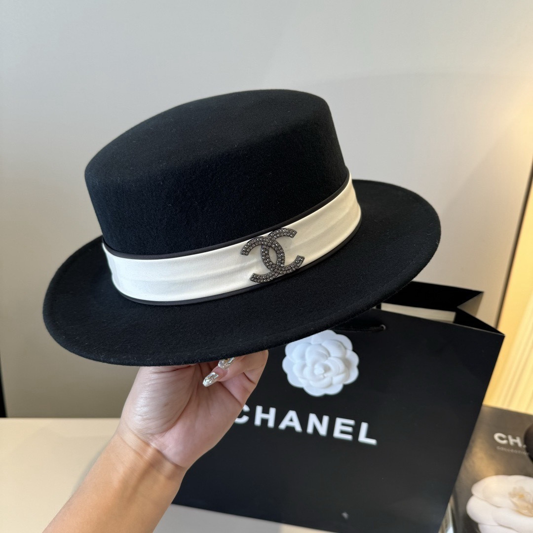 Ch**el wool felt hat 57cm head circumference