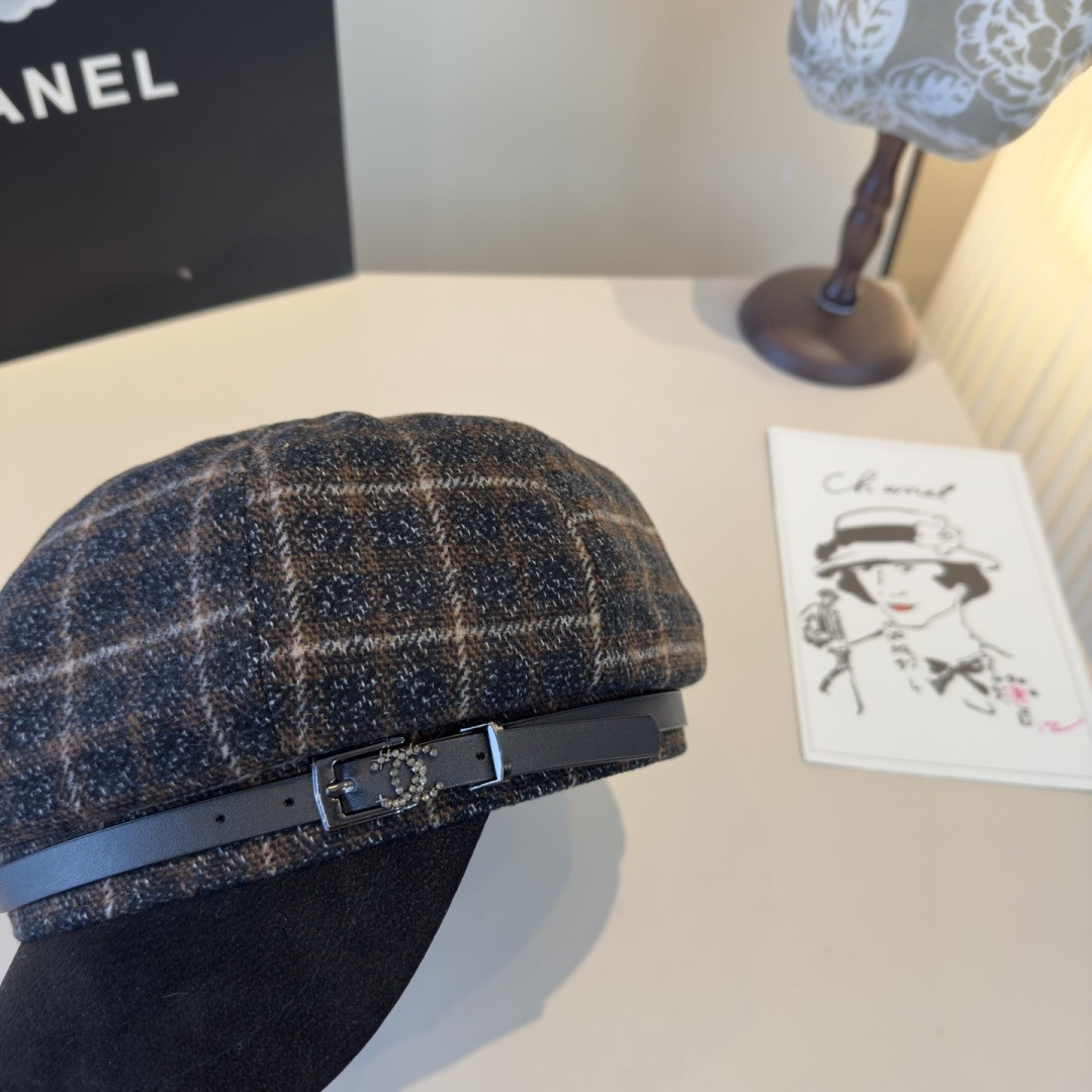 Ch**el newsboy cap 57cm head circumference