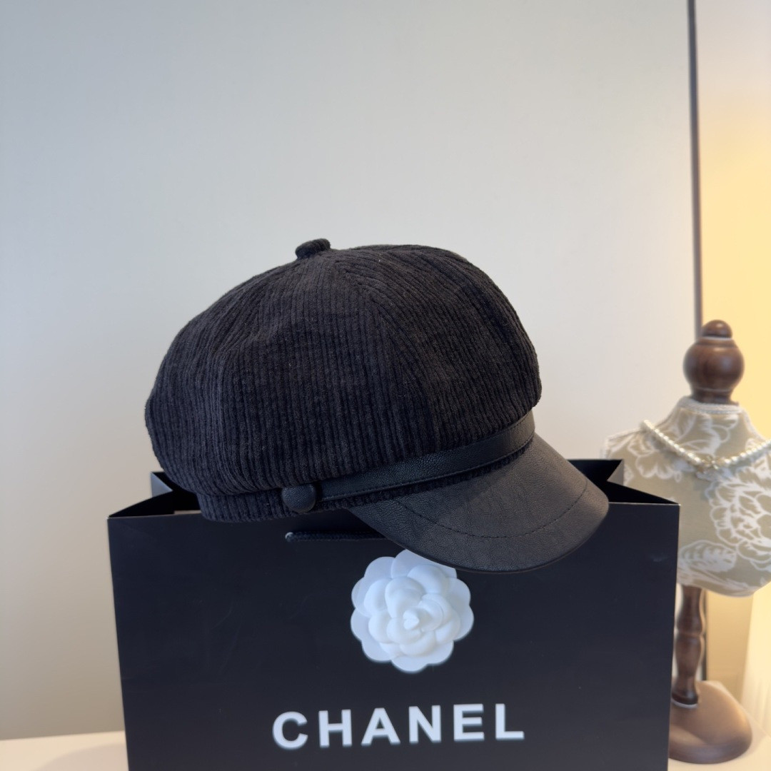 Ch**el newsboy cap 57cm head circumference