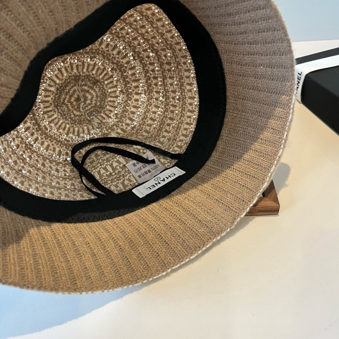 Ch**el knit bucket hat