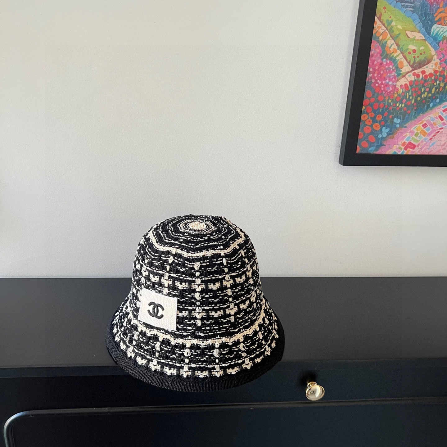 Ch**el bucket hat