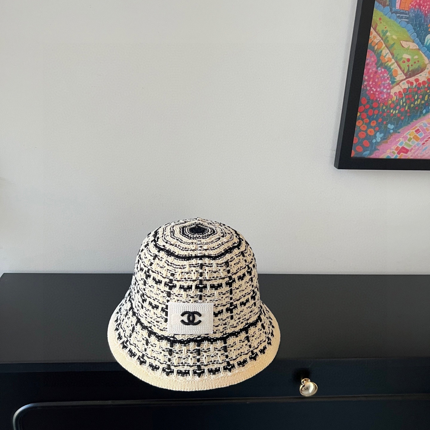 Ch**el bucket hat