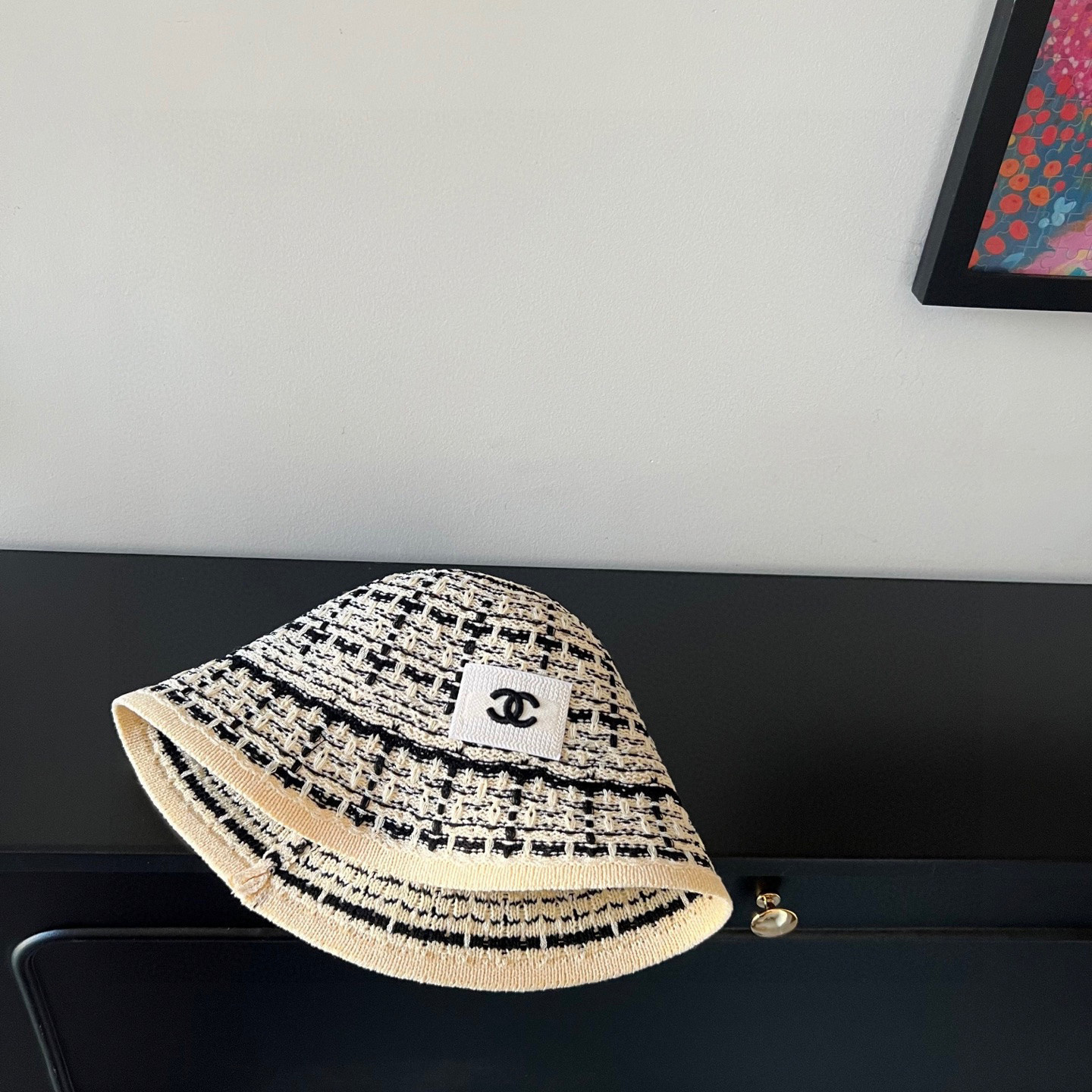 Ch**el bucket hat