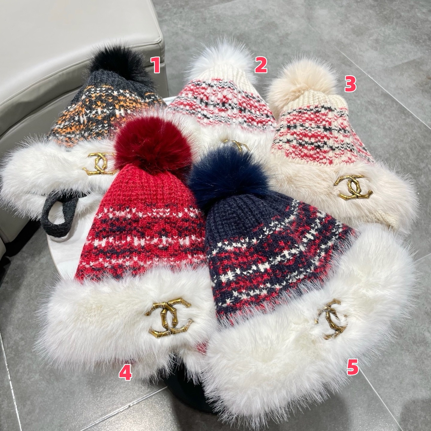 Ch**el hat