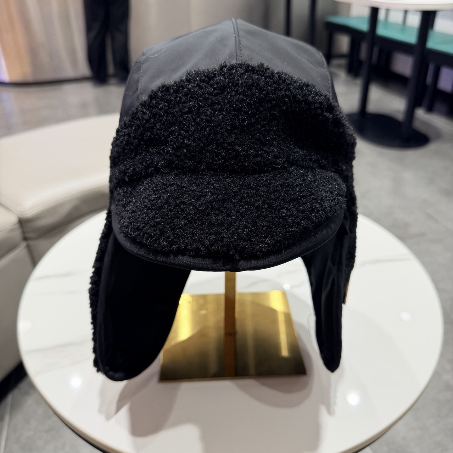 Ch**el hat