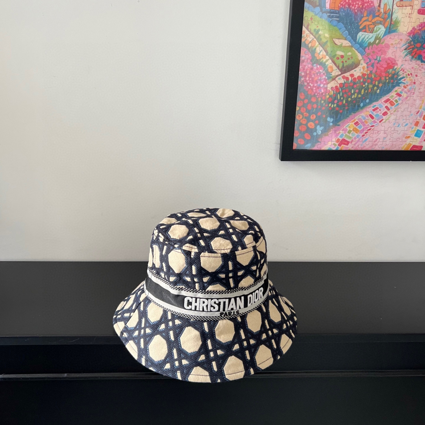 D10r bucket hat