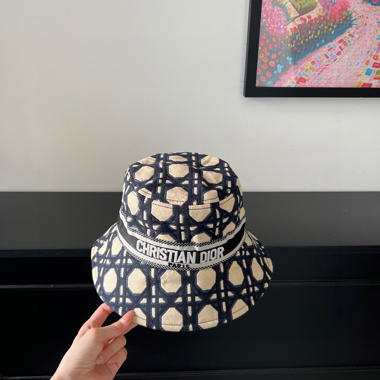D10r bucket hat