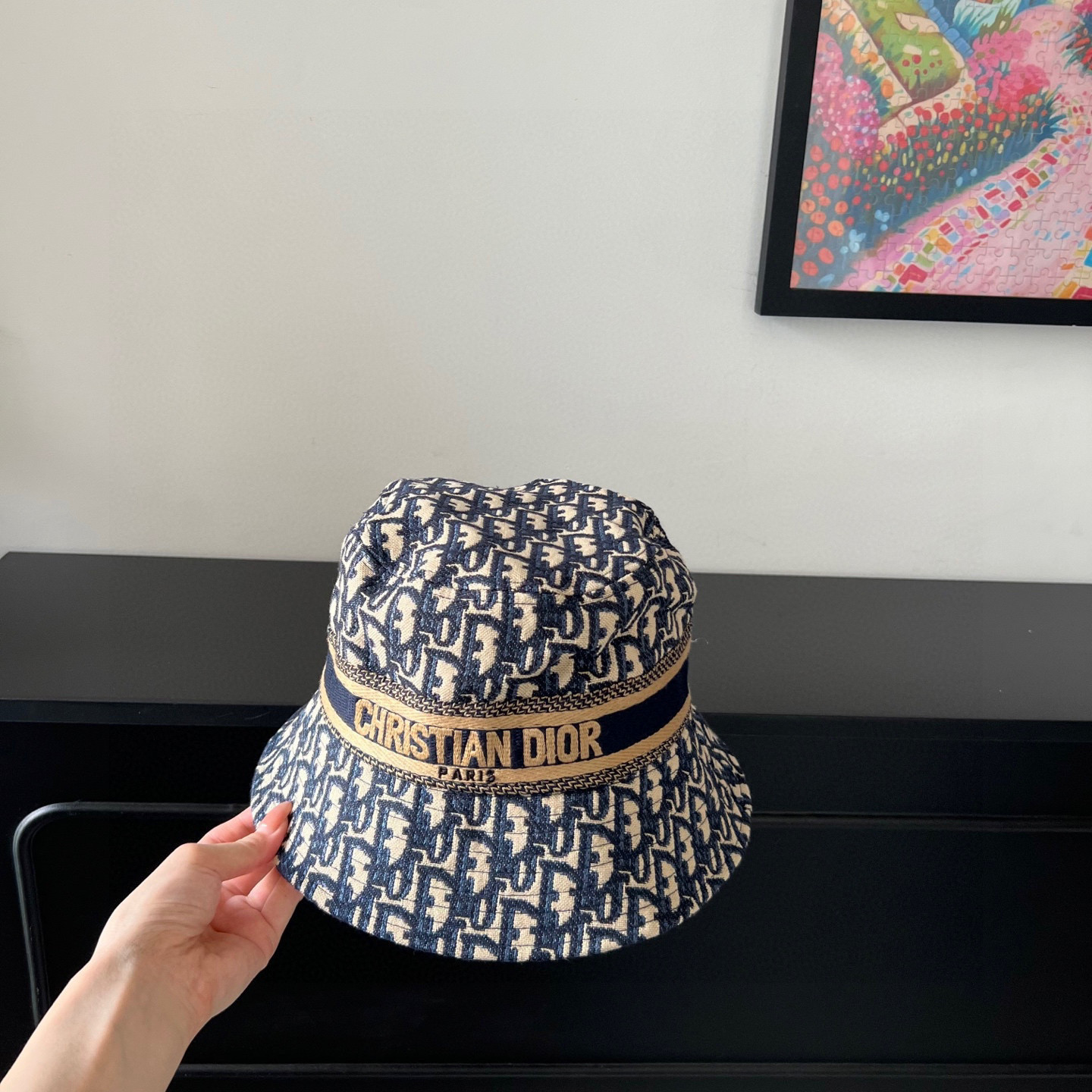 D10r bucket hat