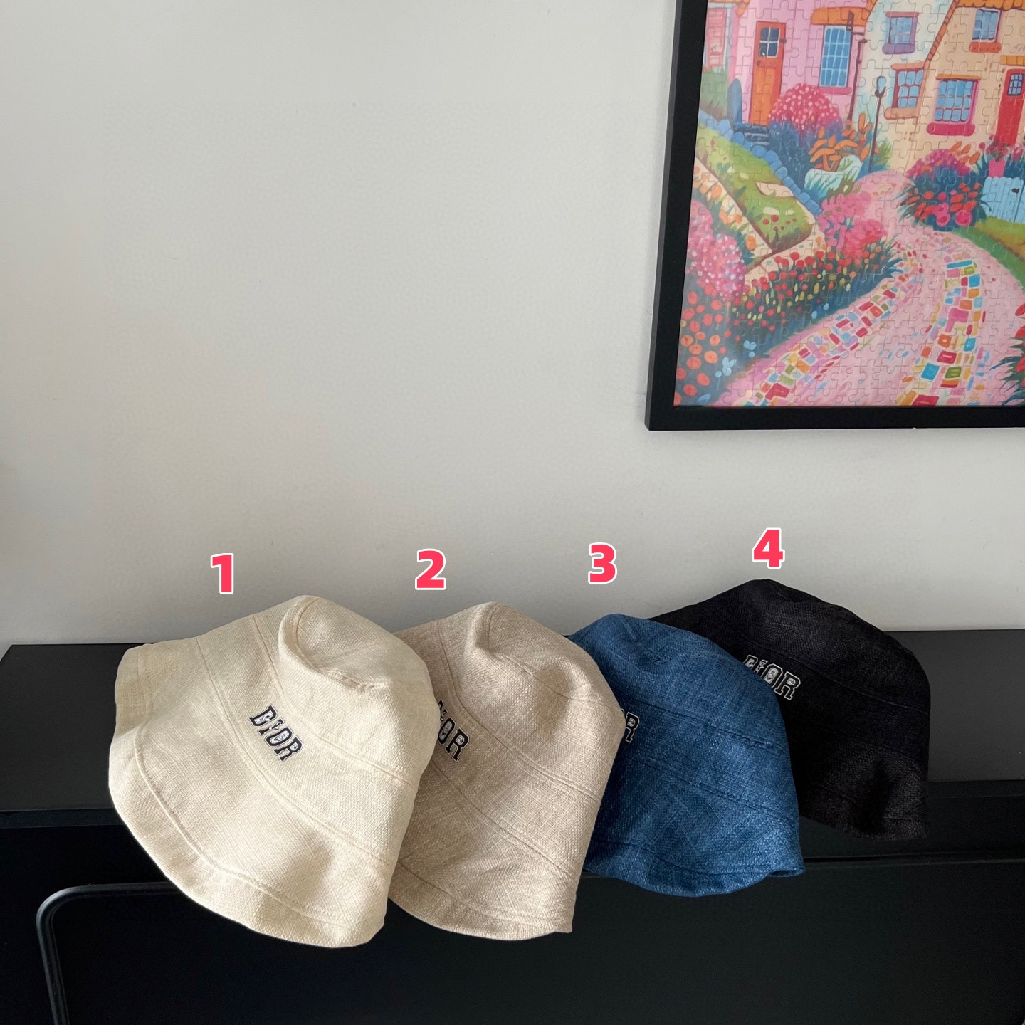D10r bucket hat