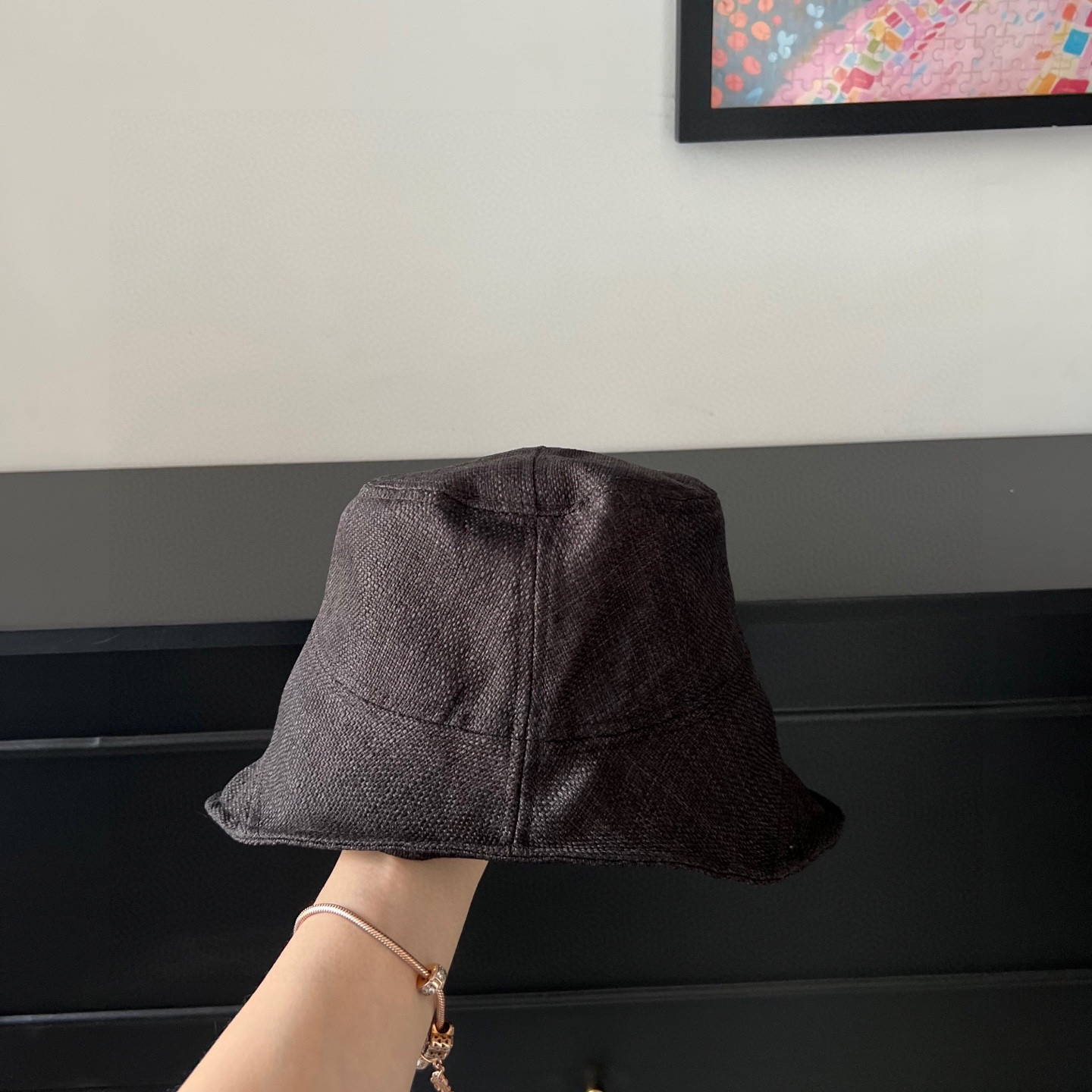 D10r bucket hat