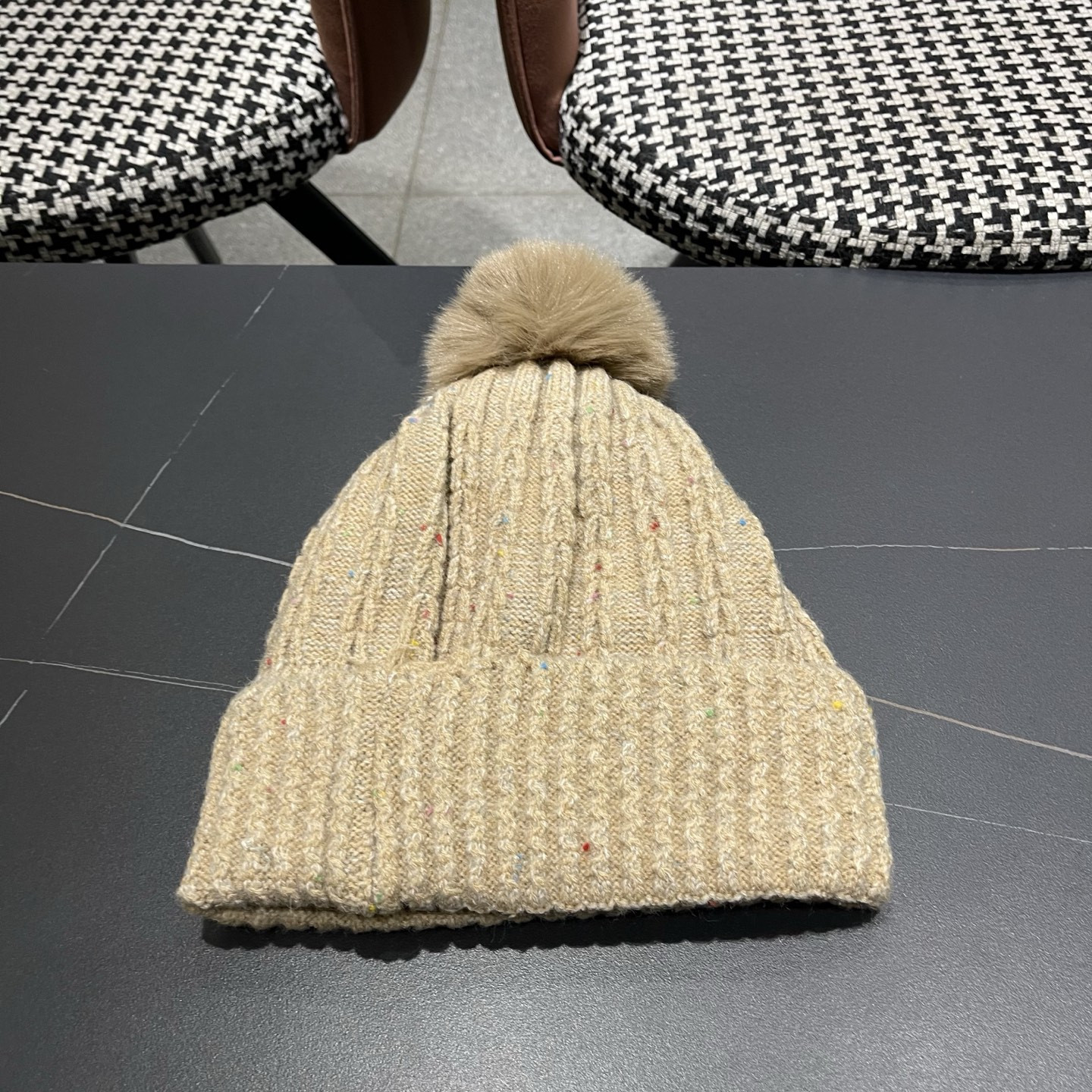 D10r beanie
