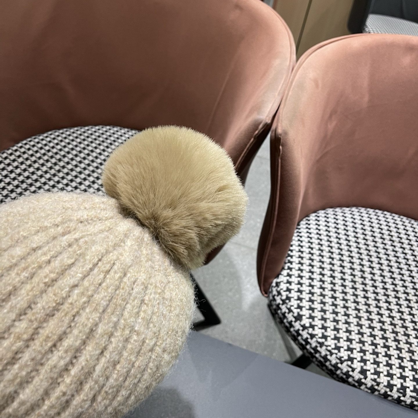 D10r trapper hat