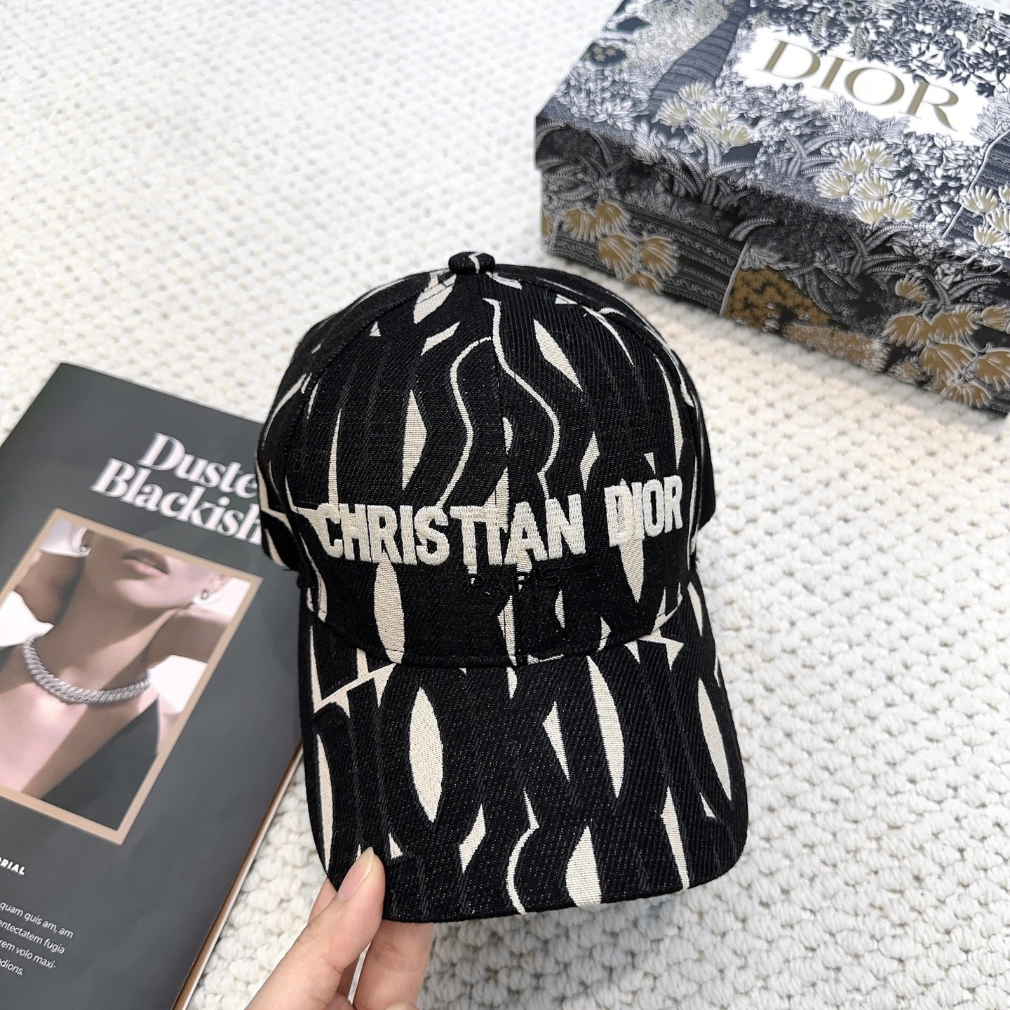 D10r baseball cap