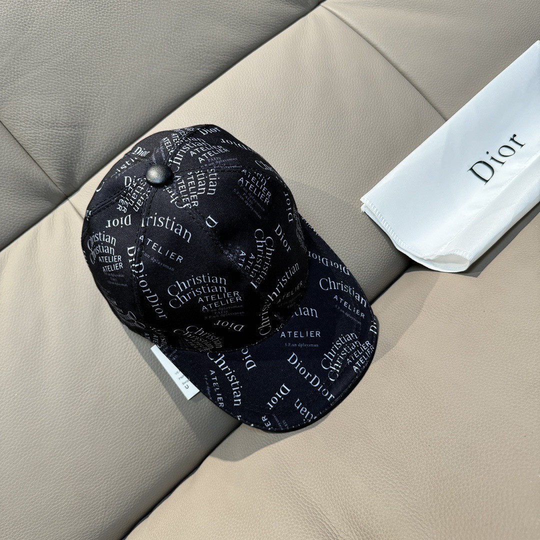 D10r baseball cap