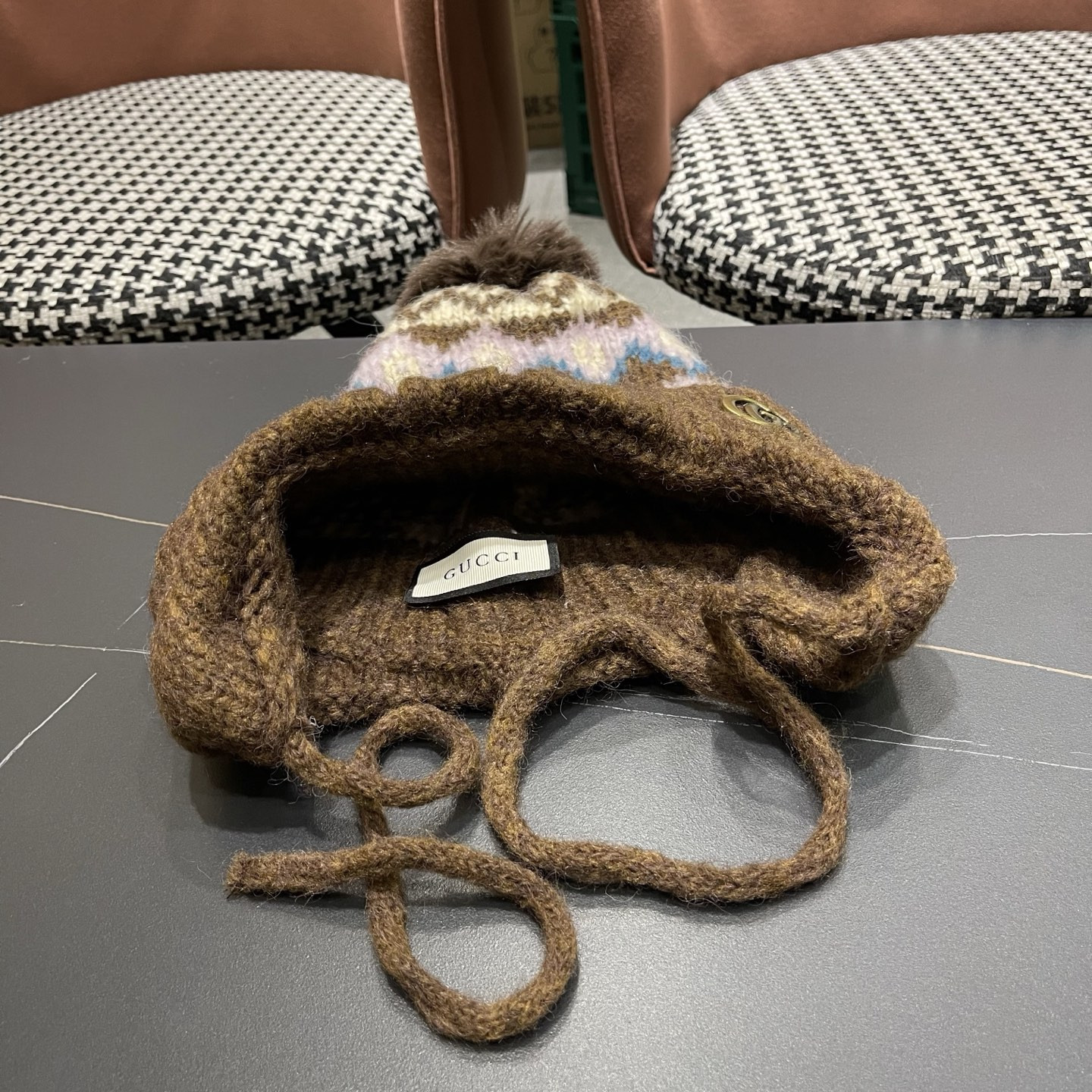 Gvc*1 knit trapper hat