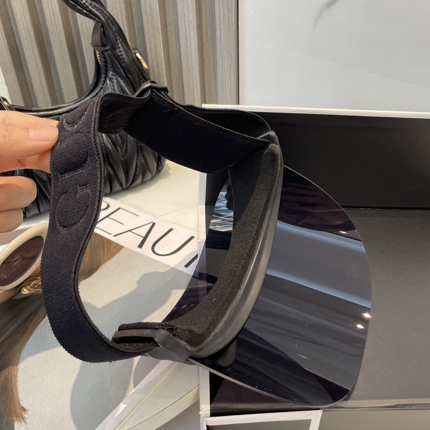 Gvc*1 visor hat