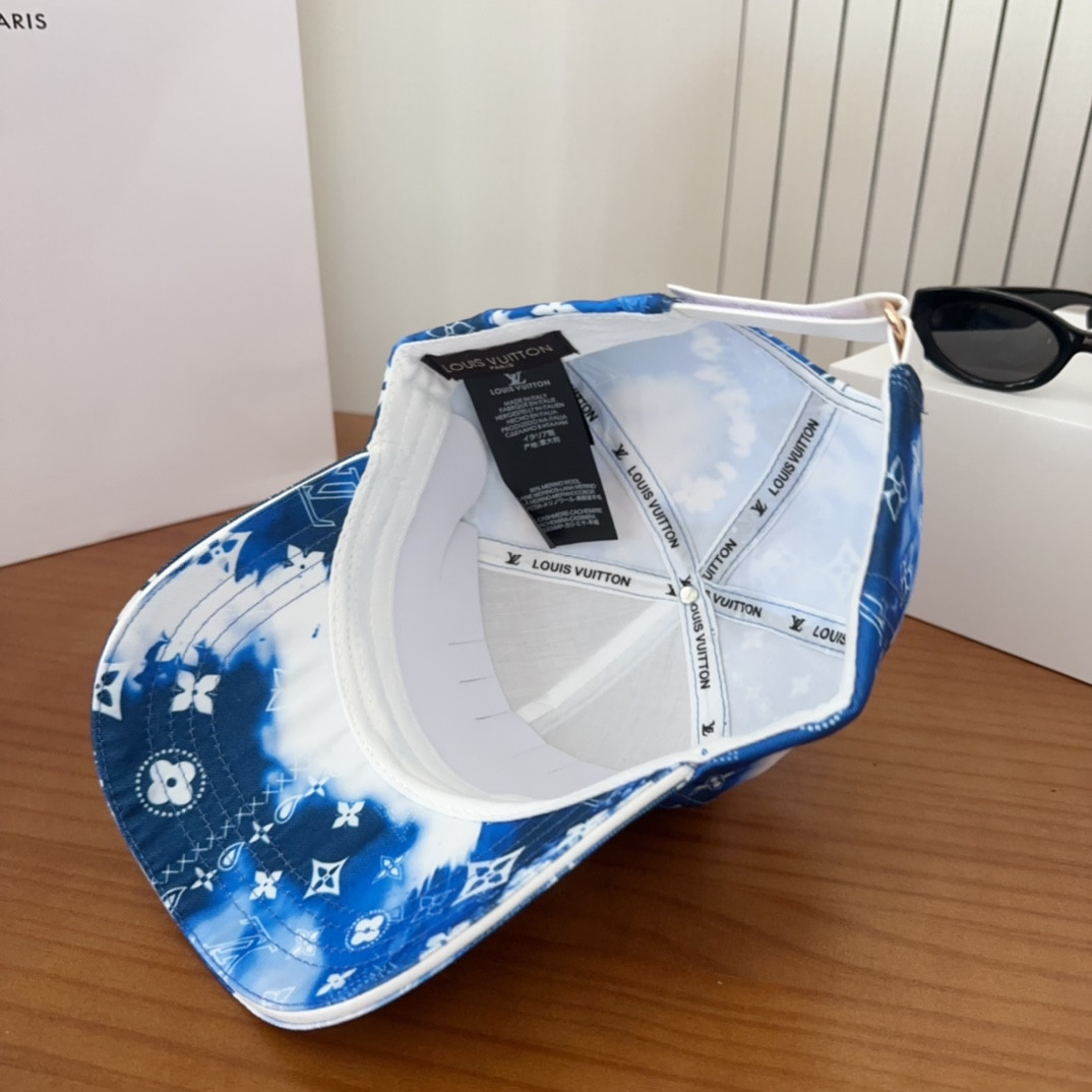 l0vis Vvtt0n baseball cap