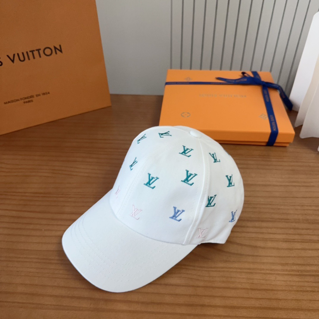 l0vis Vvtt0n baseball cap
