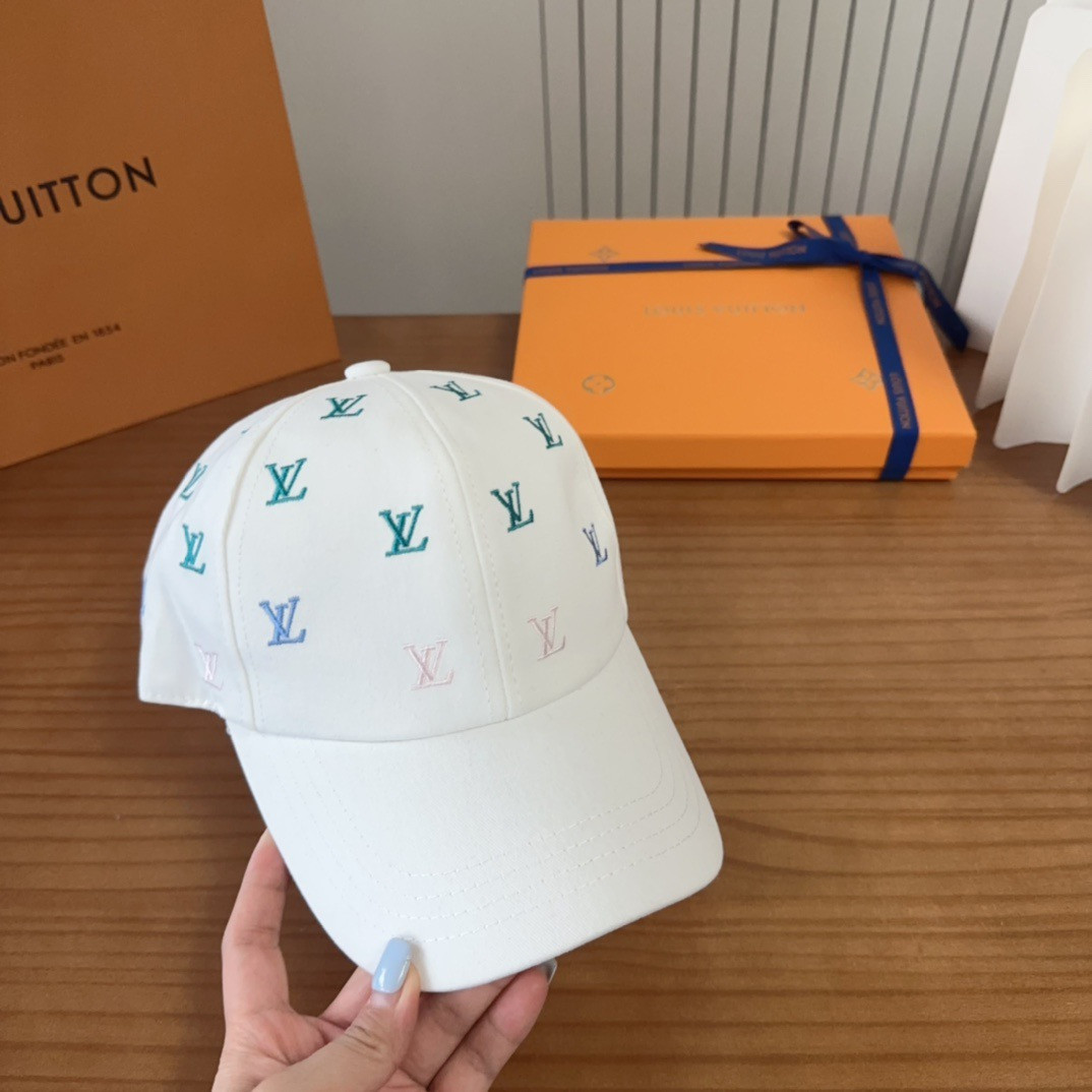 l0vis Vvtt0n baseball cap