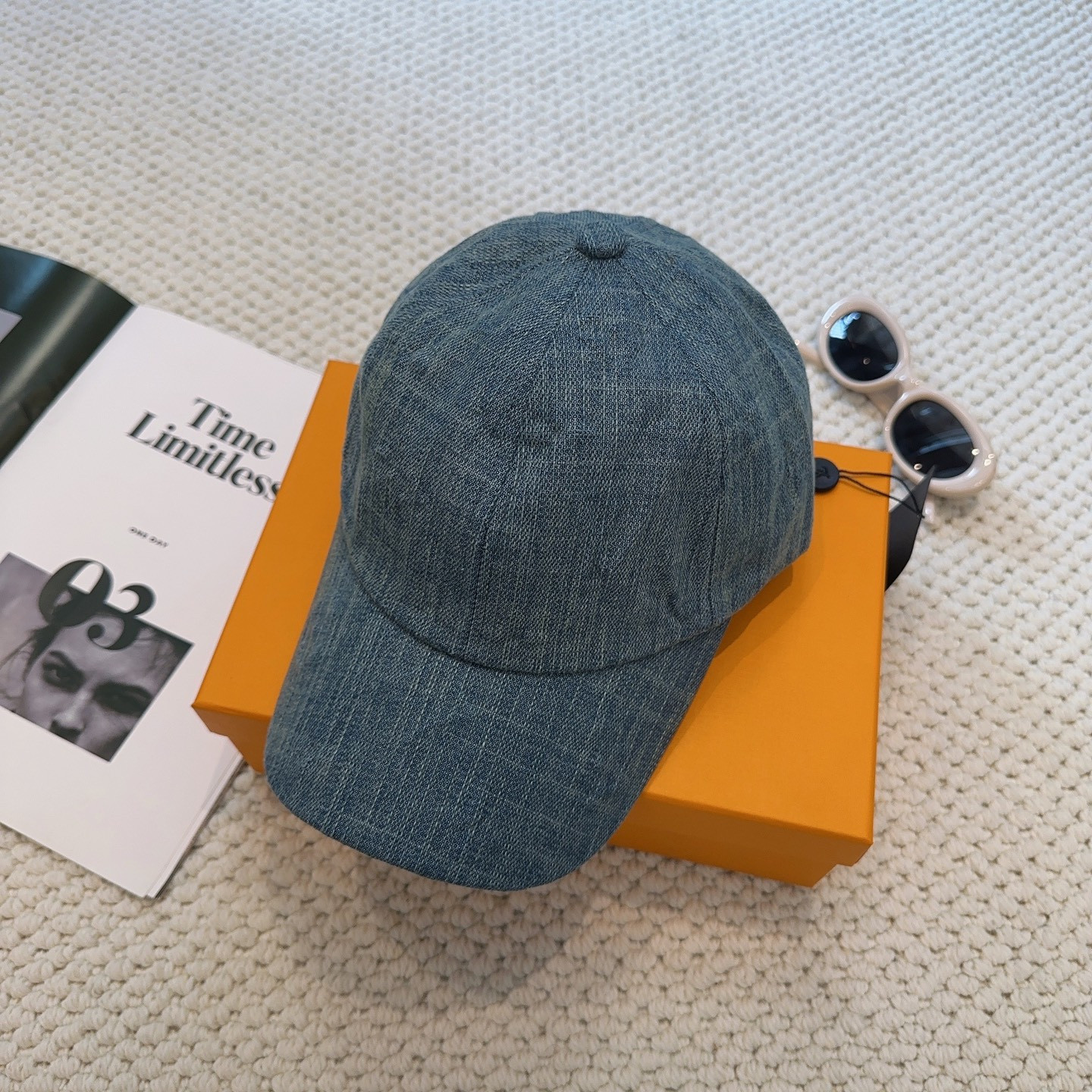 l0vis Vvtt0n baseball cap