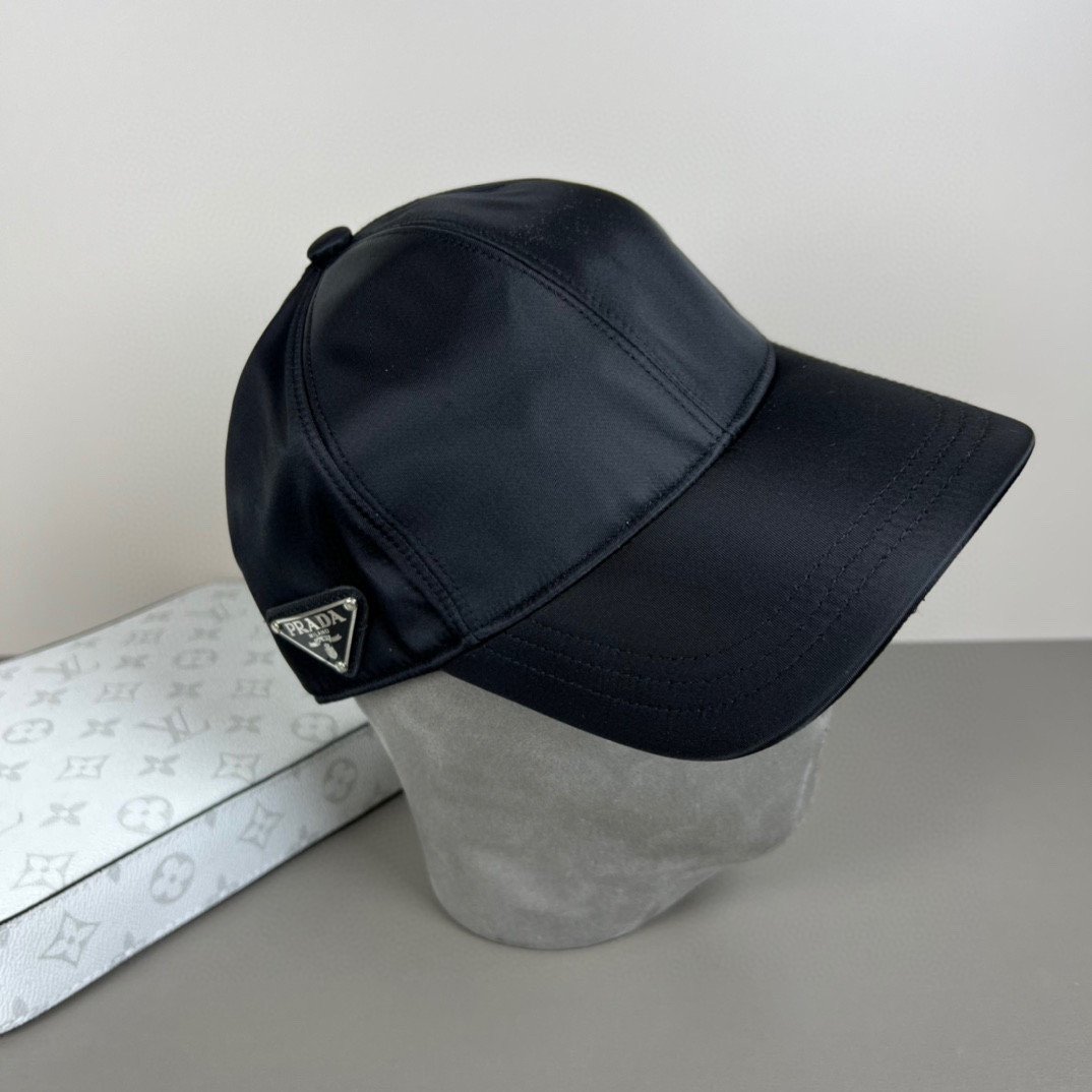Pra*a baseball cap