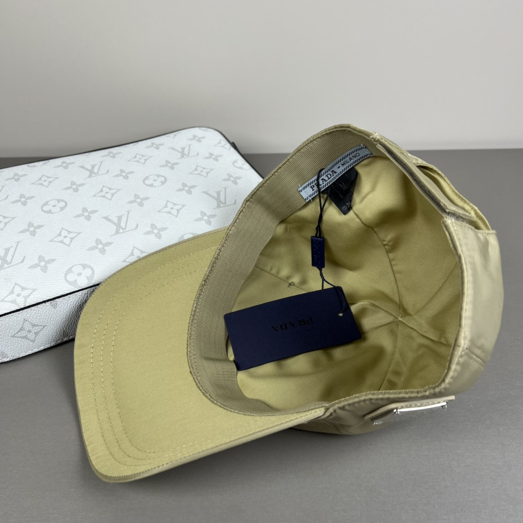 Pra*a baseball cap