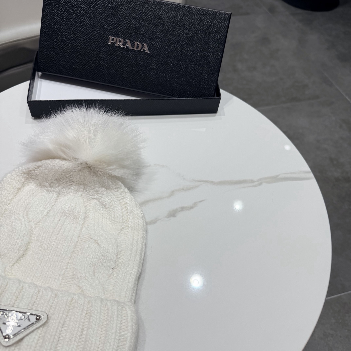 Pra*a beanie