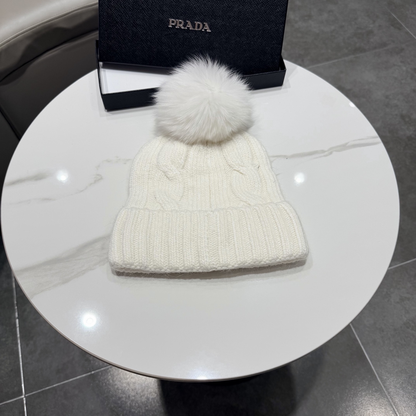 Pra*a beanie