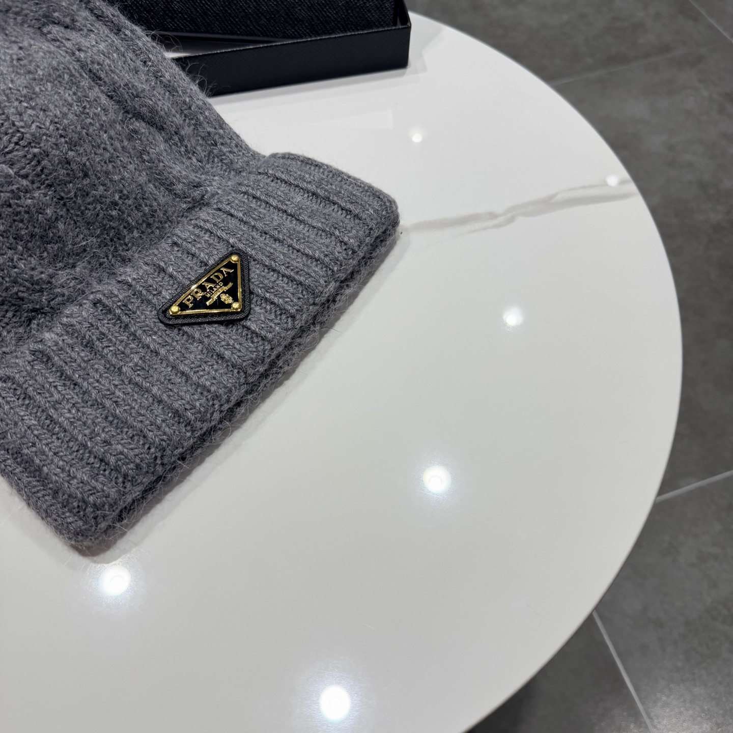 Pra*a beanie