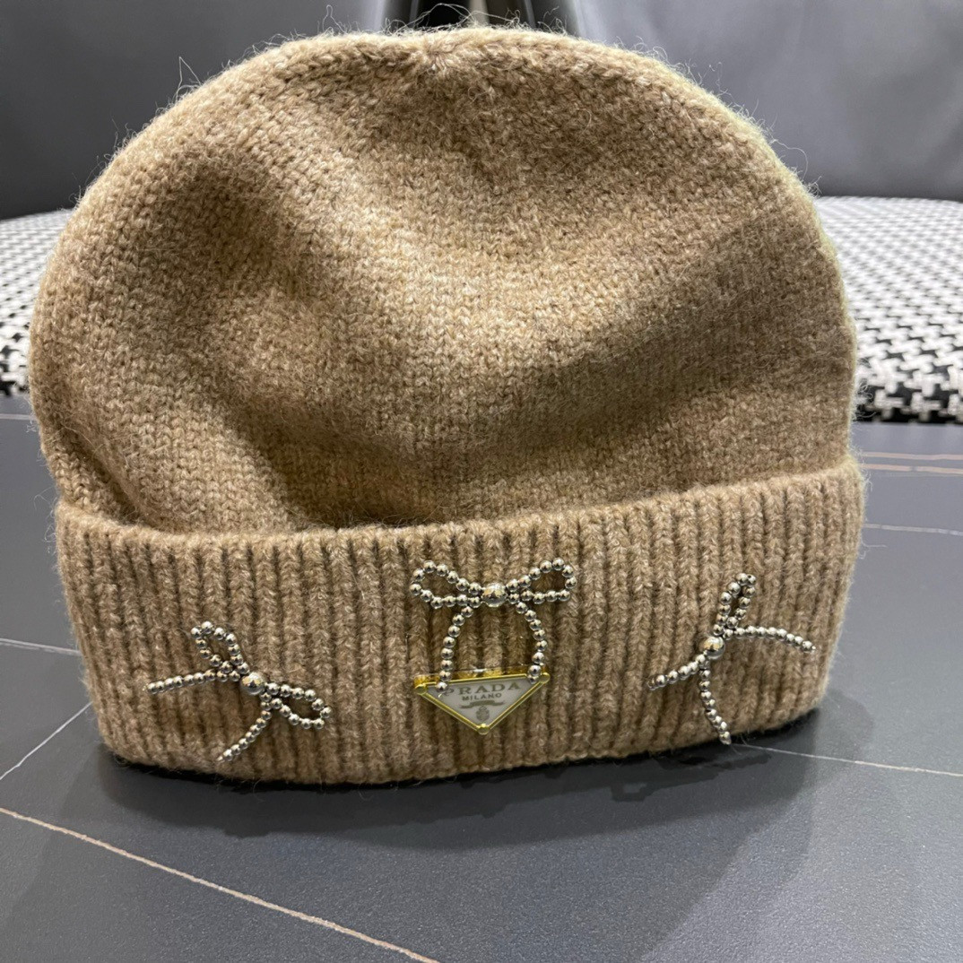 Pra*a beanie