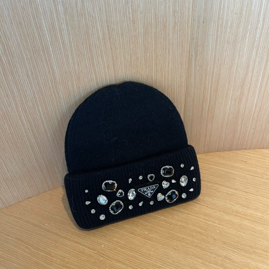 Pra*a beanie