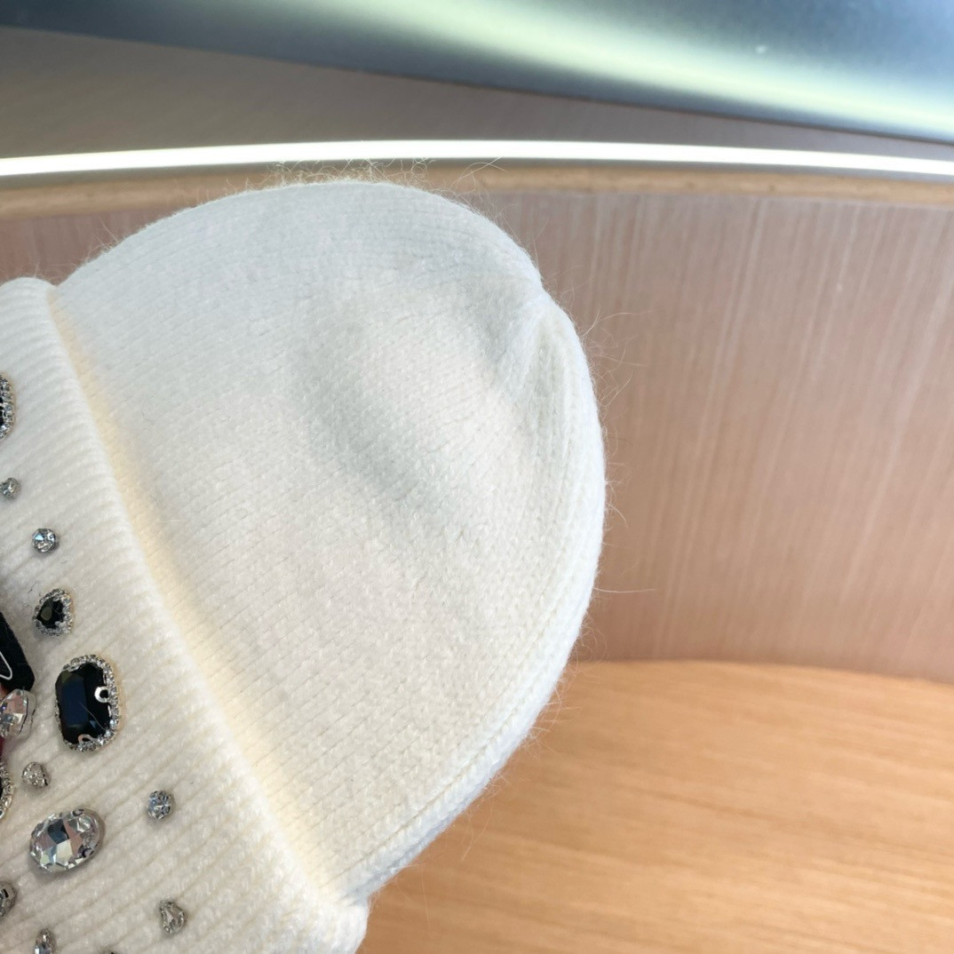 Pra*a beanie