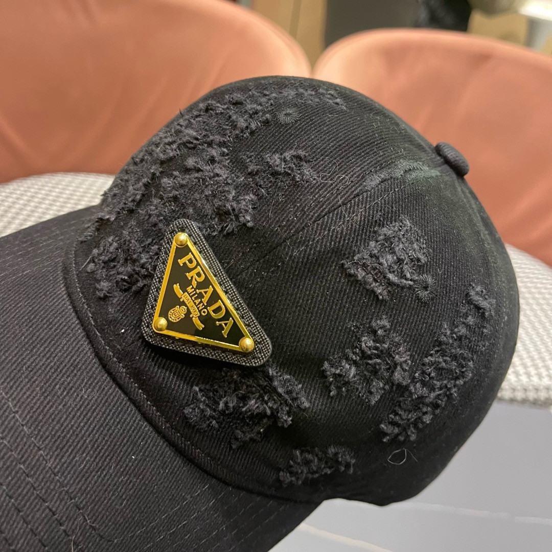 Pra*a baseball cap