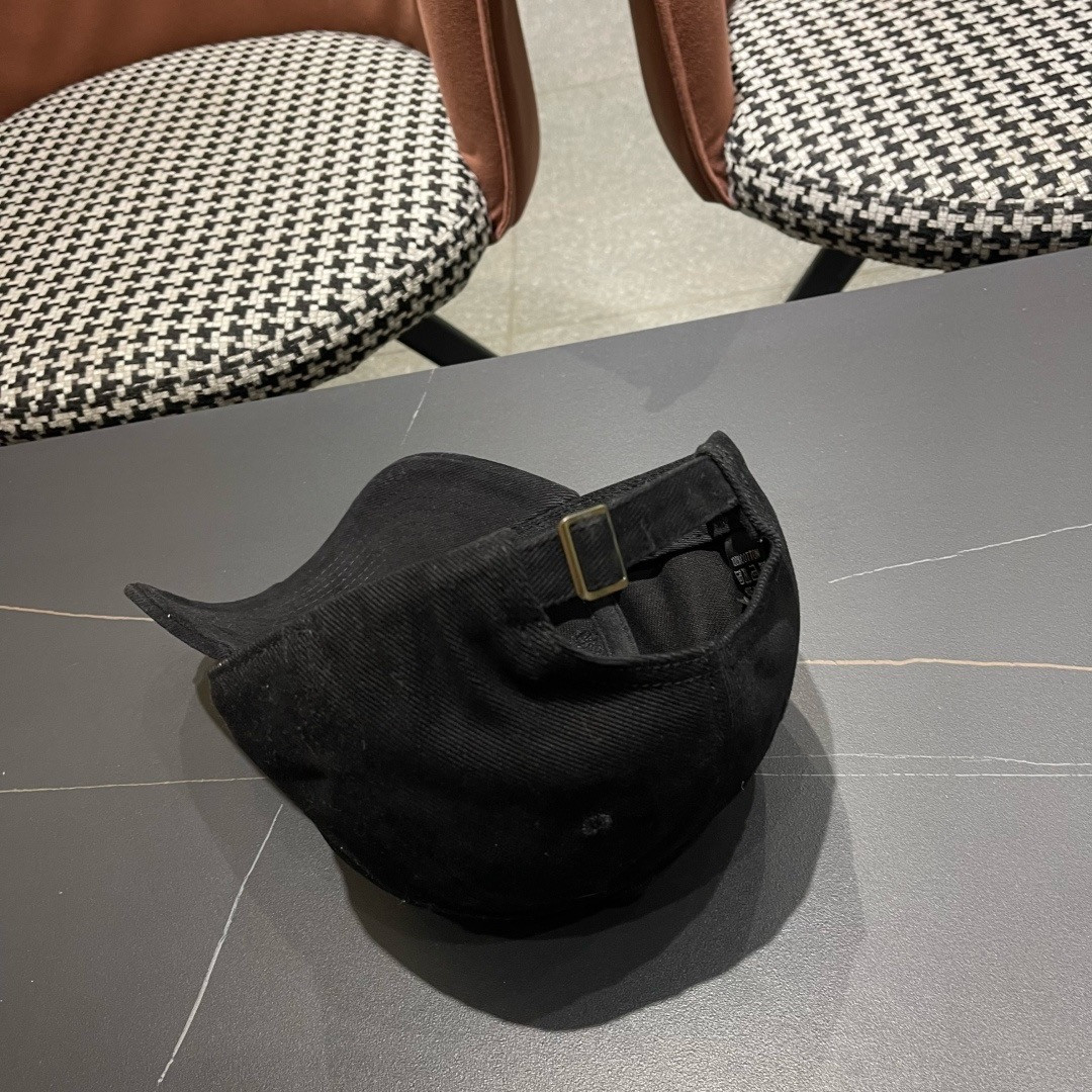 Pra*a baseball cap