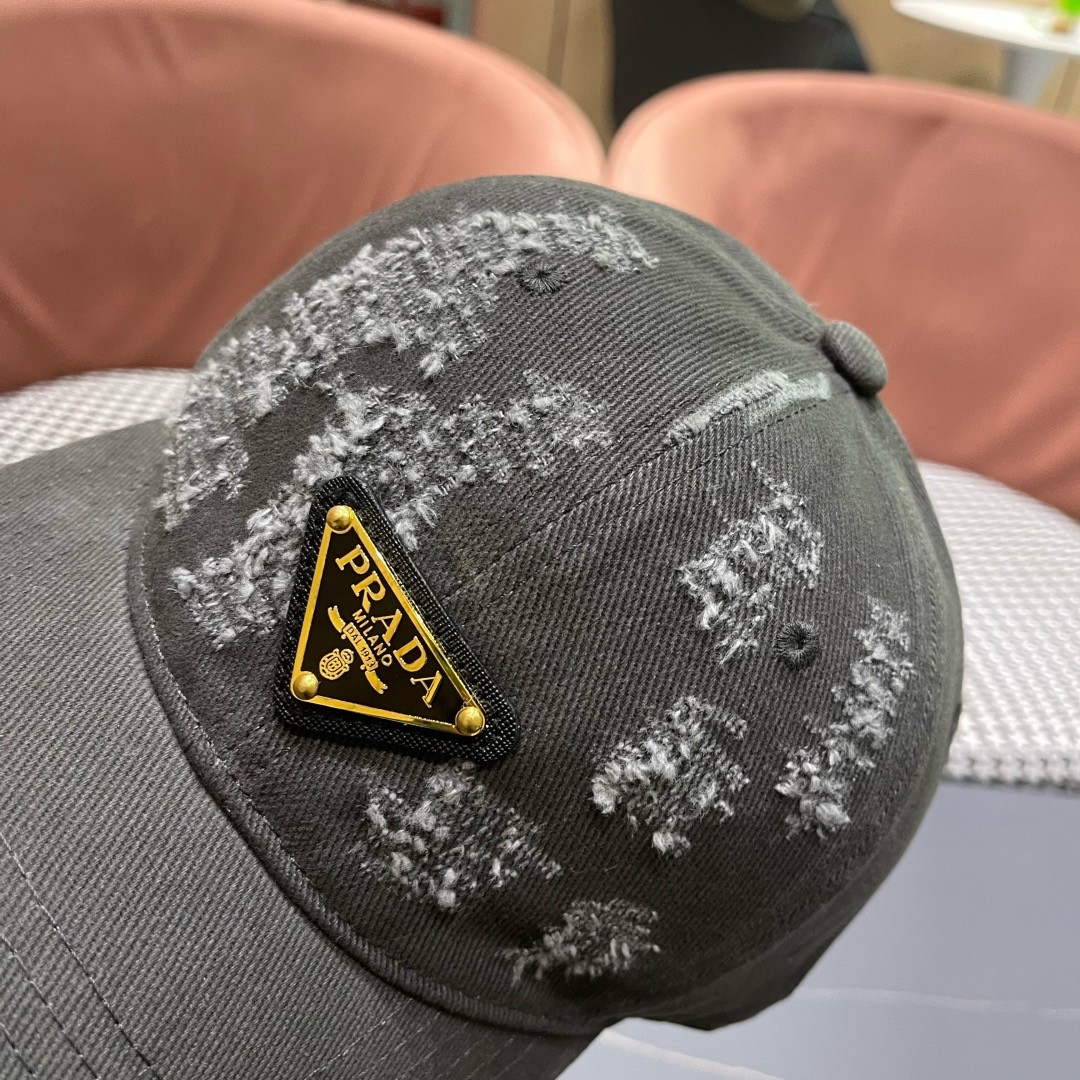 Pra*a baseball cap